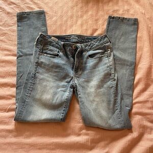 American Eagle Light Blue Skinny Jeans